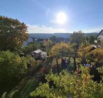 Großzügige 4-Zimmer Wohnung mit tollem Fernblick in Veitshöchheim