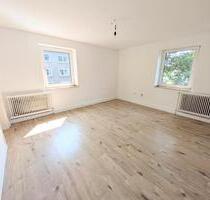 **Einziehen und wohlfühlen! +neues Tageslichtbad +frisch gestrichen +neuer Laminat +eigener Garten** - Marl Alt-Marl