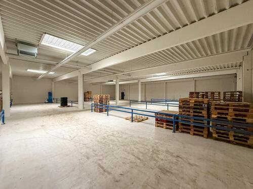 Foto - Lagerfläche mit ca. 500m² 
