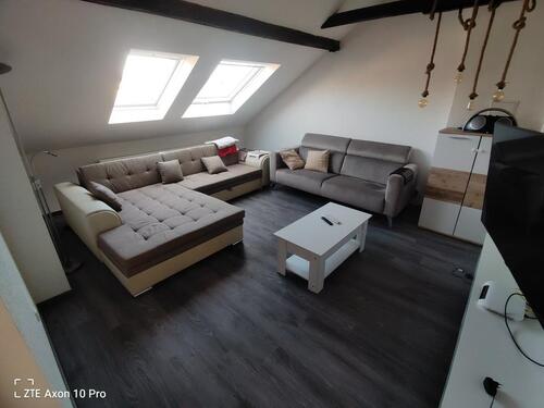 Foto - Penthouse-Appartment mit 5 Zimmern, 2 Bädern, Küche & Durchreiche