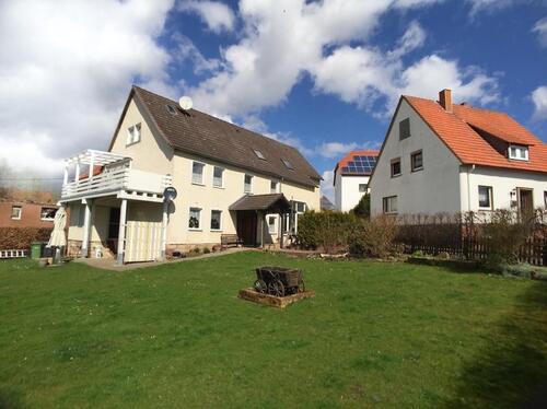 Foto - 2 gepflegte Mehrfamilienhäuser 