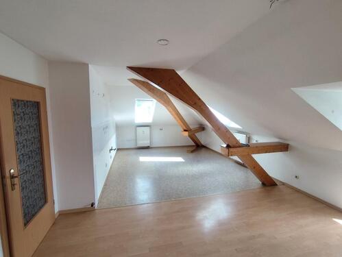 Foto - 3 Zimmer Dachgeschoßwohnung zur Miete in Neustadt an der Orla
