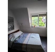 schönes WG-Zimmer in einer 3er-WG vollmöblierten Wohnung - Stuttgart Stuttgart-Süd