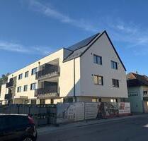 Hochwertig ausgestattete barrierefreie 2-Zimmer DG-Wohnung - Dinkelscherben