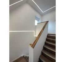 Modernes Doppel-Einfamilienhaus in Schönenberg-Kübelberg