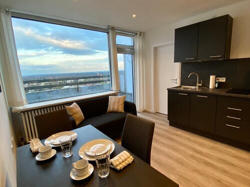 Foto - 1- Zimmer Wohnung voll möbliert, Dachterrasse, renoviert