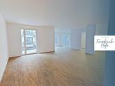 Foto - Wohntraum: 3-Zimmer-Neubauwohnung mit Balkon und EBK im Neubauquartier 'Großherzog Friedrich Höfe'