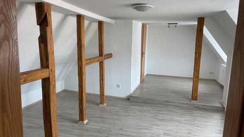 Foto - 2 Zimmer Dachgeschoßwohnung zur Miete in Naumburg (Saale)