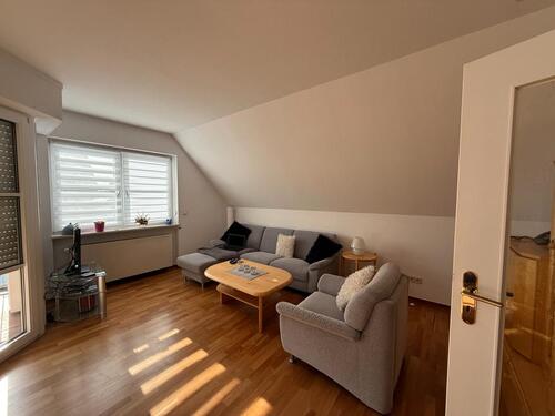 Foto - Exklusives Wohnerlebnis mit XXL-Garage & Kirschholz