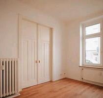 Renovierte 3 Zimmer Wohnung Altbau Hochparterre - Padenstedt
