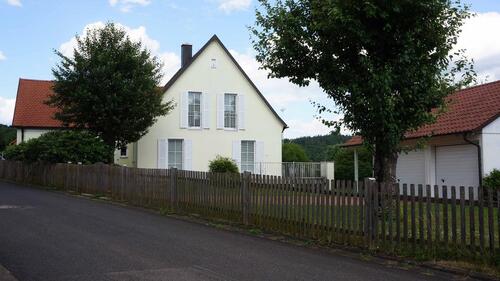 Foto - ● Provisionsfrei ● Schönes Einfamilienhaus in Lintach