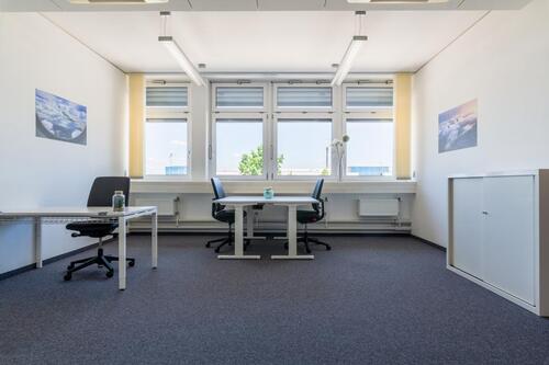 Foto - Privater Büroraum für 5 Person in Regus Airport