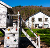 Modernes Einfamilienhaus mit weitläufigem Grundstück - Haiterbach
