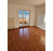 Schön aufgeteilte 3 Raum Wohnung mit Balkon - Naumburg (Saale)