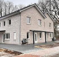 Doppelhaushälfte Neubau in Saterland zu vermieten