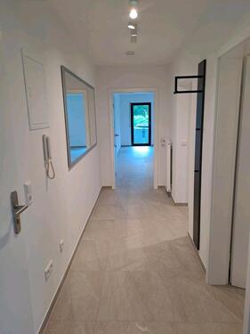 Foto - 3-Zimmer Wohnung 90 qm mit Balkon KM 1050€Monat in Heiningen