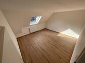 Foto - Frisch sanierte Dachgeschosswohnung in Remscheid-Zentrum