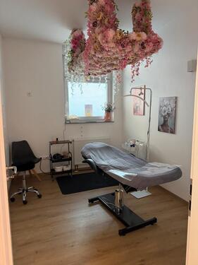 Foto - Kosmetik Raum zur Untermiete - 500,00&nbsp;EUR Kaltmiete,