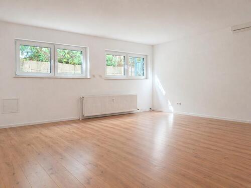 Foto - Renovierte 2-ZKB mit neuer Küche & neuem Bad – direkt am Park