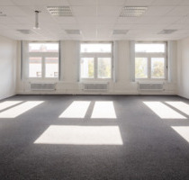 Büro in Tempelhof – hell, ruhig, mit Gemeinschaftsfläche & Küche - Berlin Tempelhof-Schöneberg