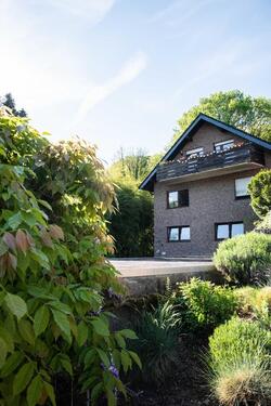 Foto - Neue WG - Exklusive, frisch sanierte & voll möblierte Wohnung