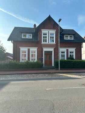 Foto - Charmantes, kernsaniertes Einfamilienhaus mit großzügigem Garten