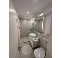 3-Zimmer-Eigentumswohnung, teil-möbliert, zur Miete, auch als WG - München Schwabing-Freimann