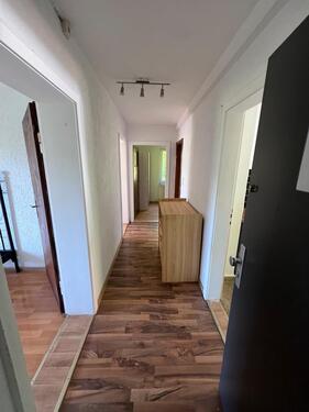 Foto - Renovierte & möblierte 3-Zimmer-Wohnung in Einbeck-K...