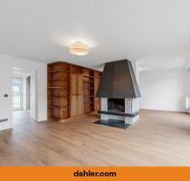 Wohnen über den Dächern von Derendorf – stilvolle Wohnung mit Kamin und zwei Terrassen - Düsseldorf