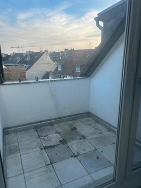 Foto - Renovierte 3-Zimmer-DG-Wohnung mit Dachterrasse