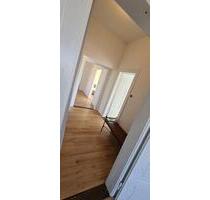 Große Helle 6z. Wohnung WG Tauglich m. Garten 15min von Würzburg - Reichenberg