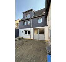 Dreiraumwohnung im Stadtkern von Aken zu vermieten - Aken (Elbe)