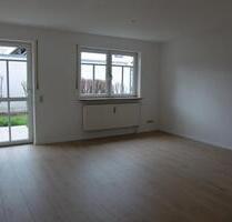 Ruhige 2-Zimmer EG-Wohnung mit Süd-Westterrasse u. Gartenanteil - Rosenheim Aising