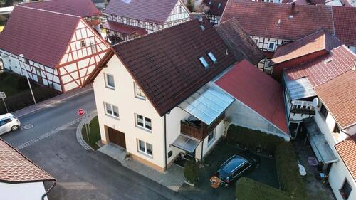 Foto - geräumiges Einfamilienhaus - 165.000,00 EUR Kaufpreis, ca.  130,00 m²