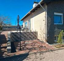 Haus Bungalow - 260.000,00&nbsp;EUR Kaufpreis, ca.&nbsp; 98,00&nbsp;m&sup2; in Stadtoldendorf (PLZ: 37627)