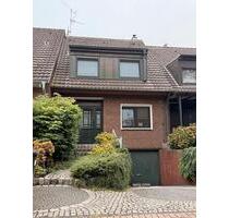 Reihenmittelhaus mit Garten und Stellplatz - Duisburg Walsum