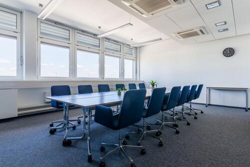 Foto - Privater Büroraum für 4 Person in Regus Airport