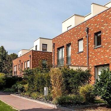 Foto - Moderne Wohnung im grünen Stadtzentrum mit Tiefgaragenstellplatz