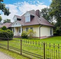 Amerikanisch inspirierte Vorstadt-Villa in Schöneiche bei Berlin