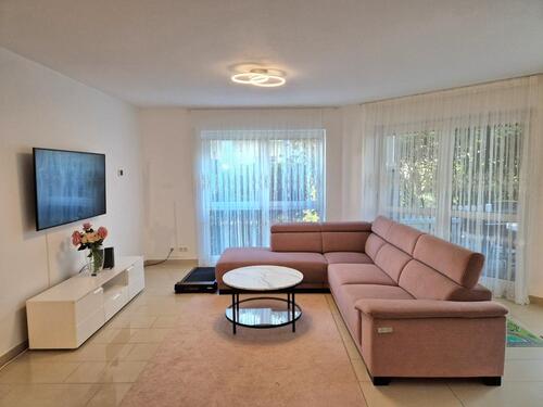 Foto - Helle 3-Zimmer Erdgeschosswohnung mit Terrasse & zwei Stellplätze