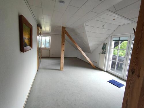 Foto - 79 qm Wohnung mit Einbauküche, Balkon und überdachter Loggia