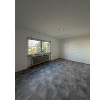 Neu sanierte 4-Zimmer-Wohnung mit Balkon in Gießen-Wieseck