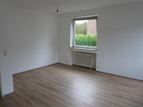 Foto - AC Richterich, 3 Zi, Kü, Diele, Bad, 1.Etage