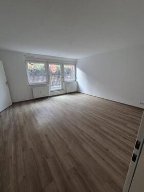 Foto - Viel Platz zum Wohlfühlen – 3-Raumwohnung mit Terrasse & Bad mit Wanne & Dusche