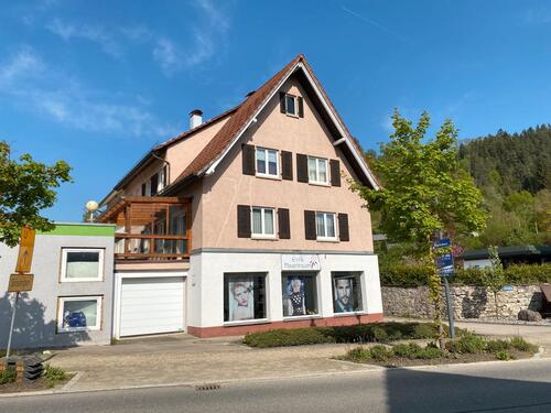 Foto - Wohnen in der Ortsmitte - 450,00 EUR Kaltmiete, ca.  80,00 m²