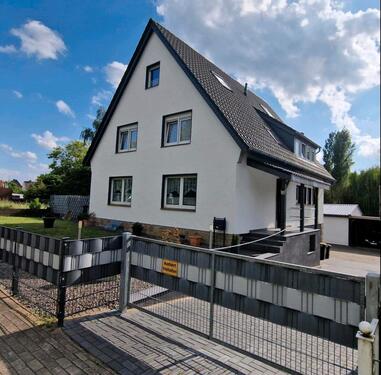 Foto - 2 Familienhaus mit ausgebautem Dachgescchoss