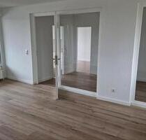 2-Zimmer-Wohnung inklusive Garage 1100 € Warmmiete - Hannover Bothfeld-Vahrenheide