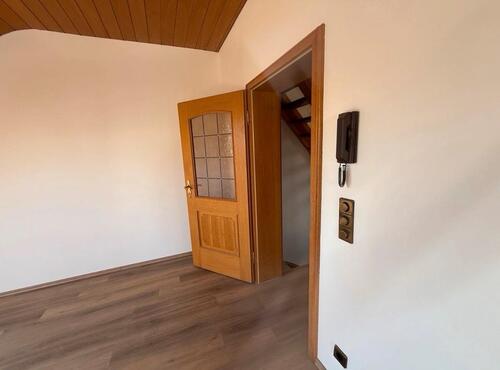 Foto - 1 Zimmer Dachgeschoßwohnung zur Miete in Düsseldorf