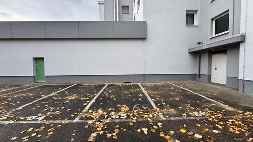 Foto - Außenstellplatz im Hof, Kapellenstraße 17c, 65439 Flörsheim