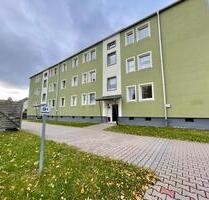 3 Raum Wohnung zum Selbstausbau gegen Kaltmietfrei - Grünhain-Beierfeld